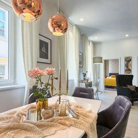 Hedone Luxury Apartment With Free Parking بولا المظهر الخارجي الصورة