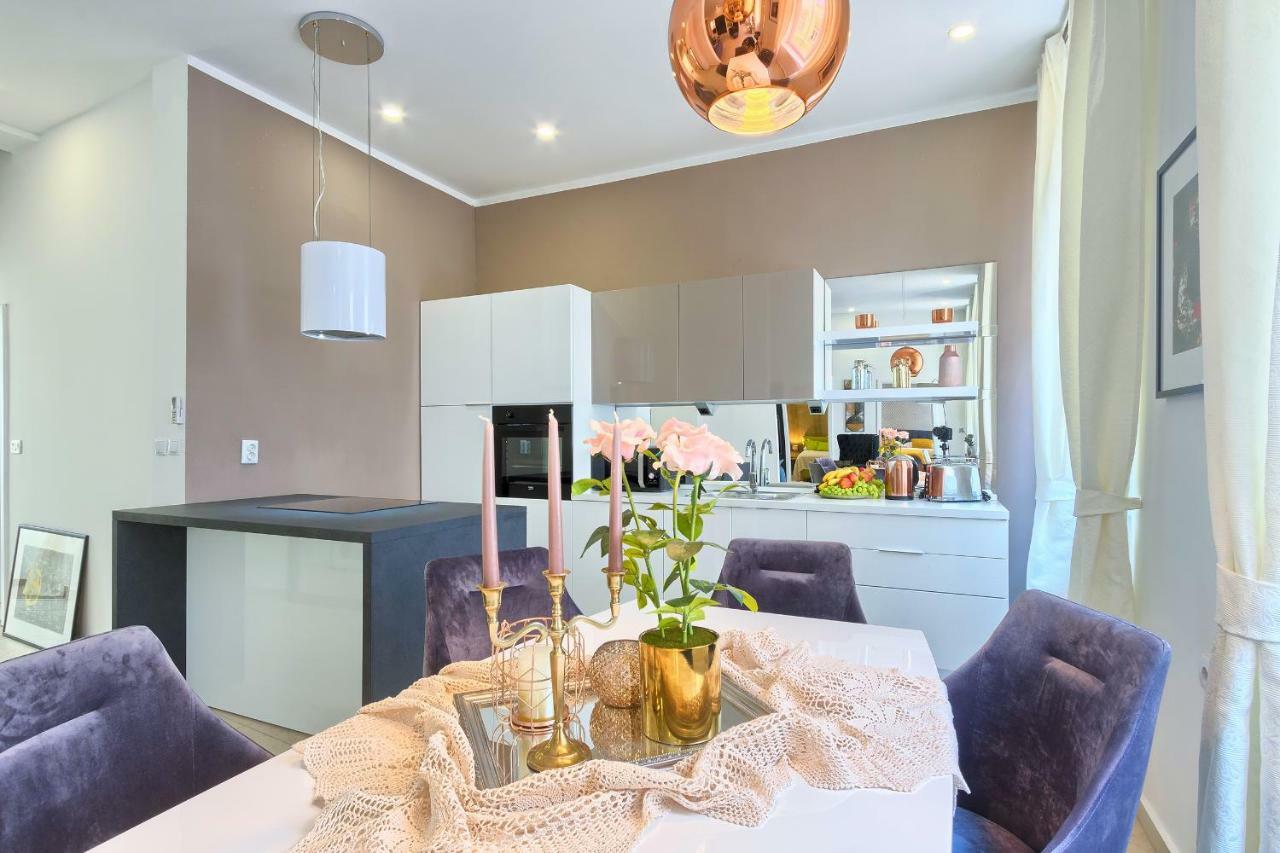 Hedone Luxury Apartment With Free Parking بولا المظهر الخارجي الصورة