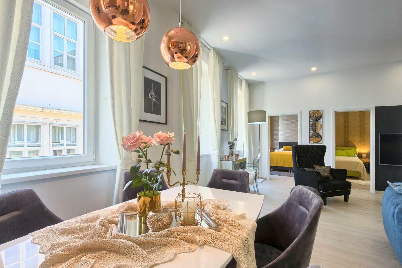 Hedone Luxury Apartment With Free Parking بولا المظهر الخارجي الصورة